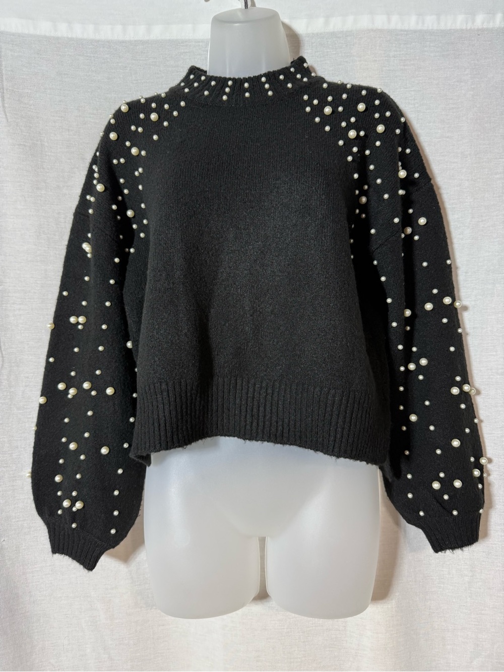 Sincerely Jules Black Pearl-Accent Turtleneck Sweater Size Small